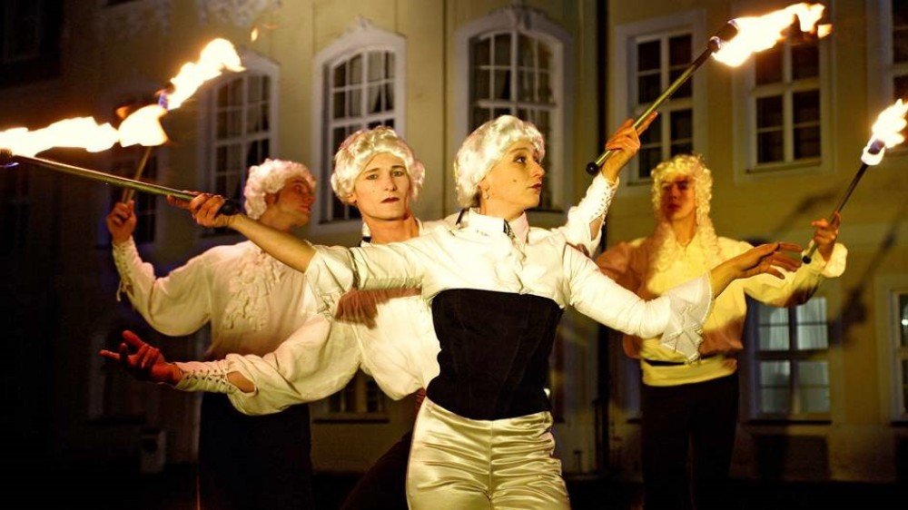 Professionelle Feuershow Leipzig - Hhepunkt Ihres Festes