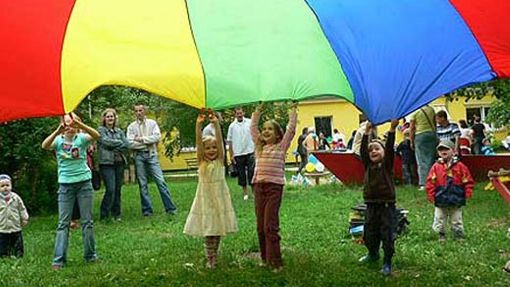 Lustiges Kinderprogramm Lbeck - Spiel Spa Staunen Lachen