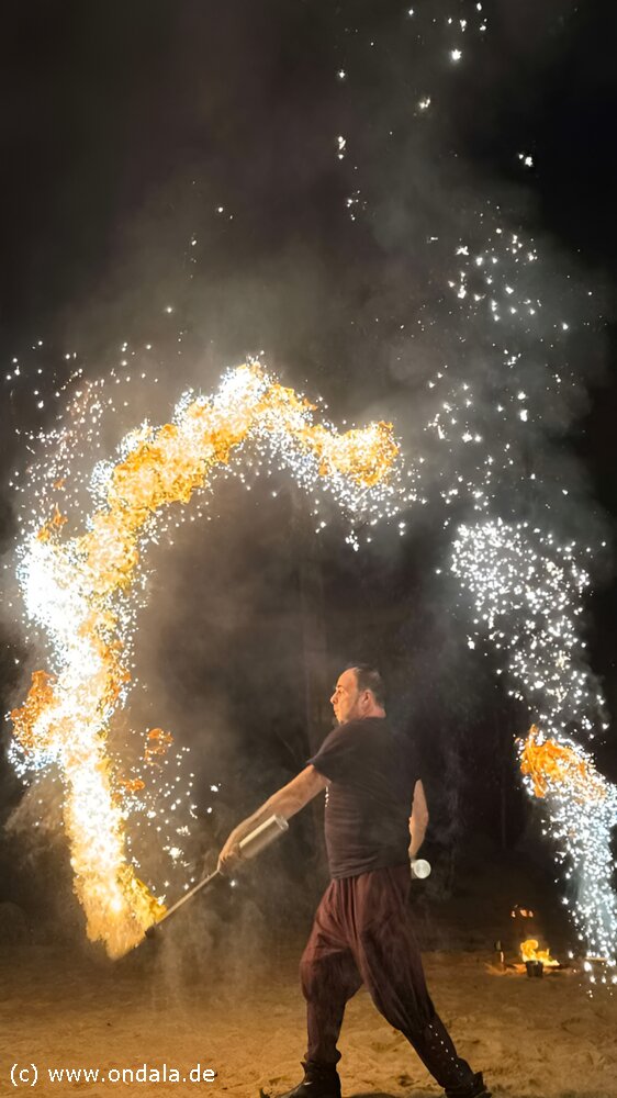 Feuergaukler Cottbus - Feuershow und mega Feuerspucken
