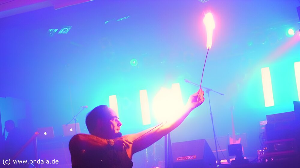 Feuergaukler Cottbus - Feuershow und mega Feuerspucken