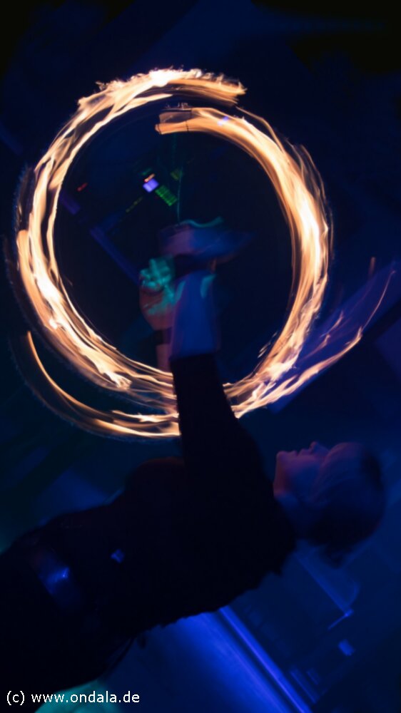 Feuergaukler Cottbus - Feuershow und mega Feuerspucken Feuergaukler Cottbus - Feuershow und mega Feuerspucken