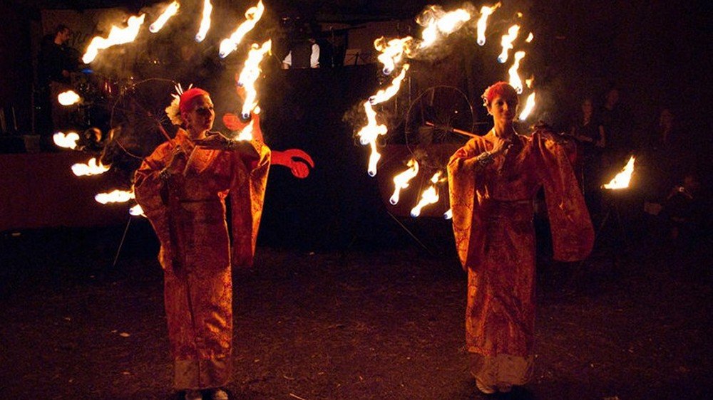 Feuershow Stelzenlufer Chemnitz - Hhepunkt Ihrer Feier