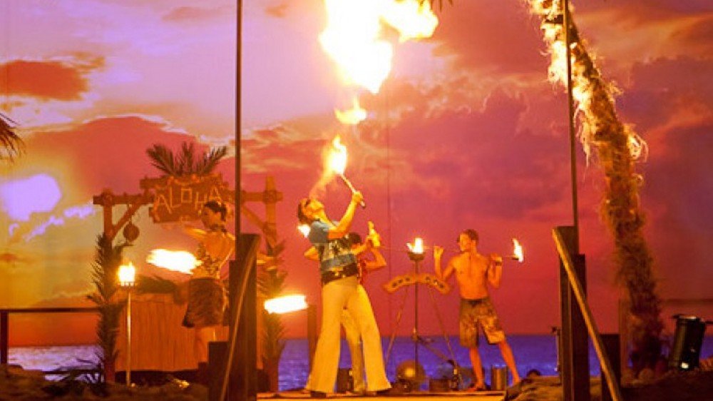 Professionelle Feuershow Leipzig - Hhepunkt Ihres Festes