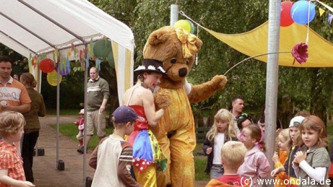 Professionelle Knstler Lbeck - Hhepunkt Show Geschenk