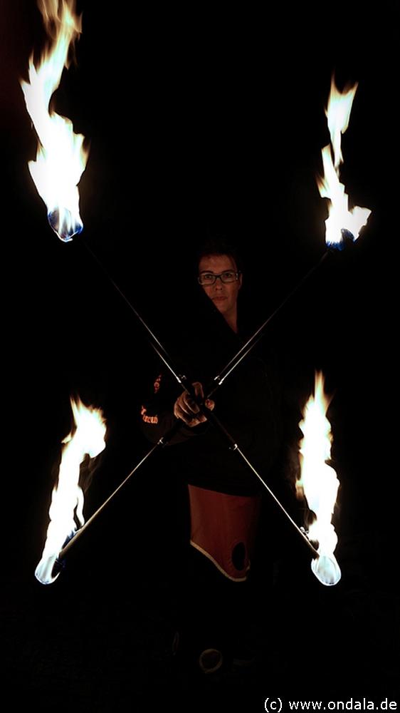 Feuershow Nordhausen - Feuerjonglage & mega Feuerspucken
