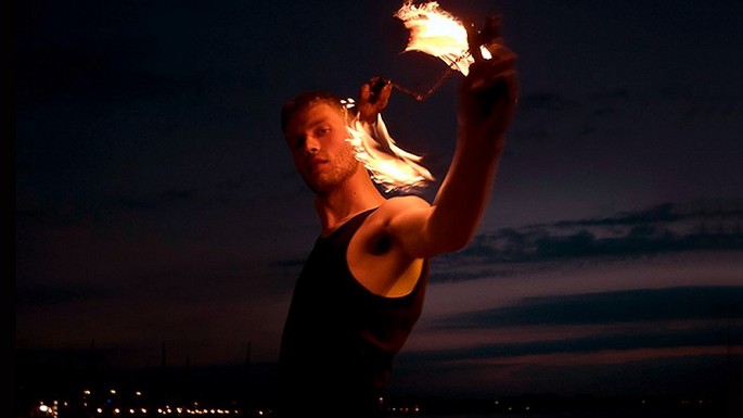 Professionelle Feuershow Rostock - Hhepunkt Ihrer Feier bei ondala buchen