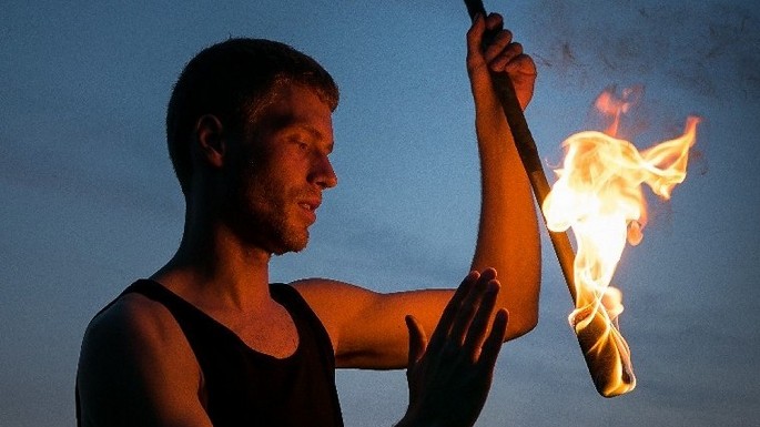 Professionelle Feuershow Rostock - Hhepunkt Ihrer Feier bei ondala buchen