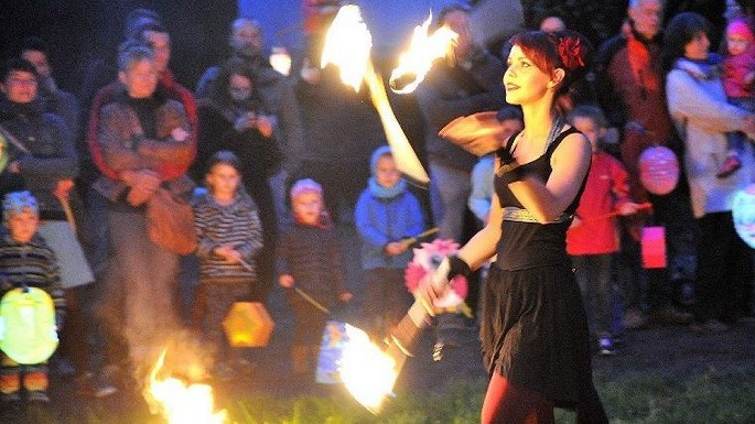 Professionelle Feuershow Rostock - Hhepunkt Ihrer Feier bei ondala buchen