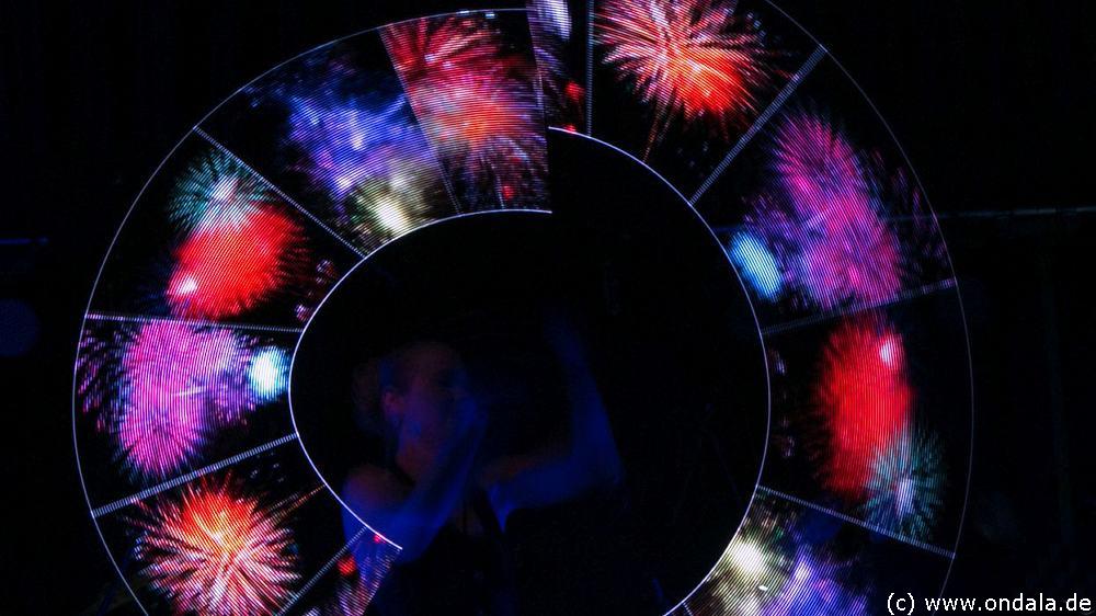 Professionelle Feuertnzerin Stuttgart - Feuershow & Lichtshow