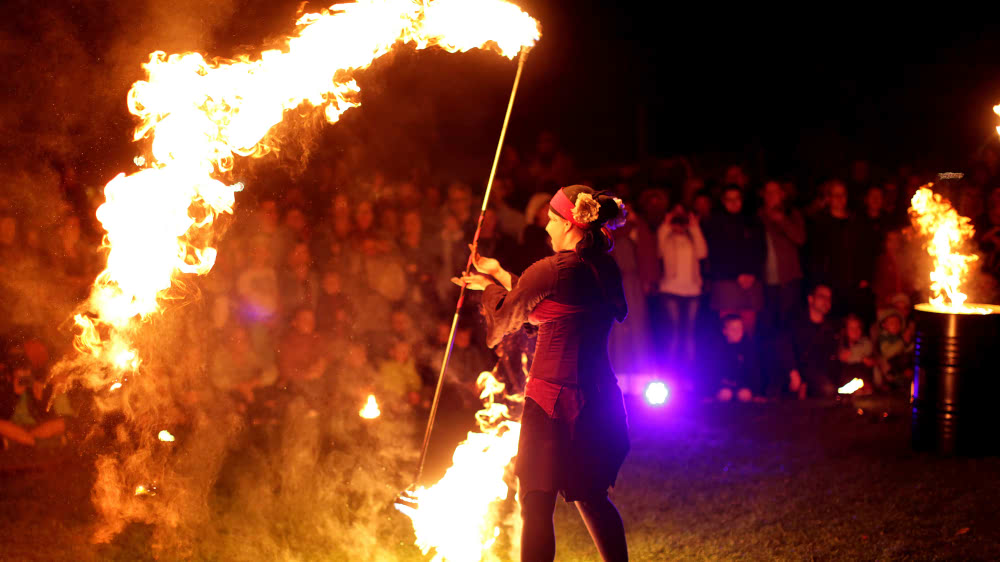 Anmutige Feuershow Thringen - Firmenfest Hochzeit Event